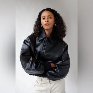NWT OAK + FORT VEGAN LEATHER BUBBLE HEM BOMBER JACKET in Large